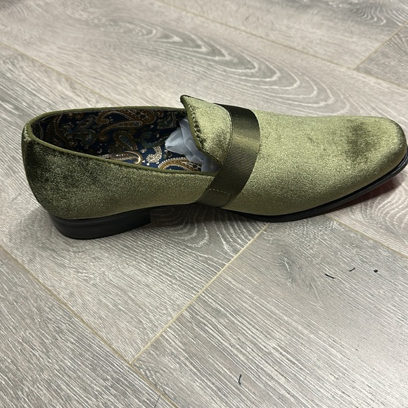 Olive Green Loafers with red bottoms brand new multiple sizes available - Picture 5 of 6